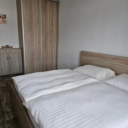 Eliasova 2 Apartament