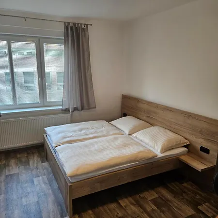 Eliasova 2 Apartment *