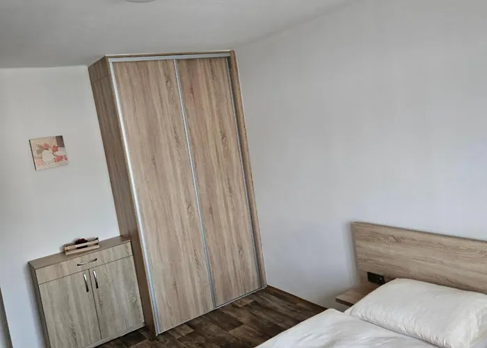 Apartment Eliasova 2 *