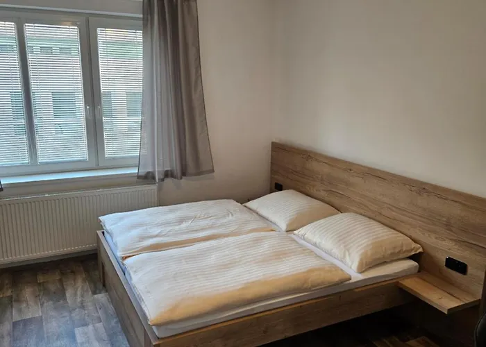 Eliasova 2 Apartment *